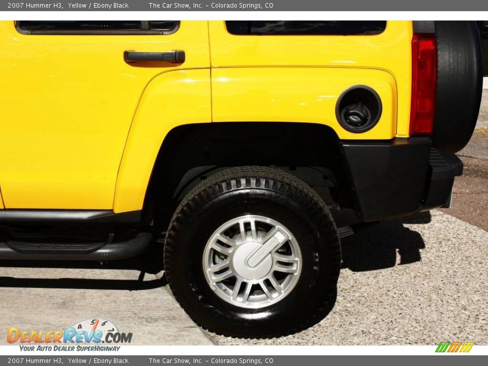 2007 Hummer H3 Yellow / Ebony Black Photo #23