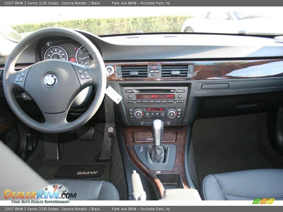 2007 BMW 3 Series 328i Sedan Sonora Metallic / Black Photo #13
