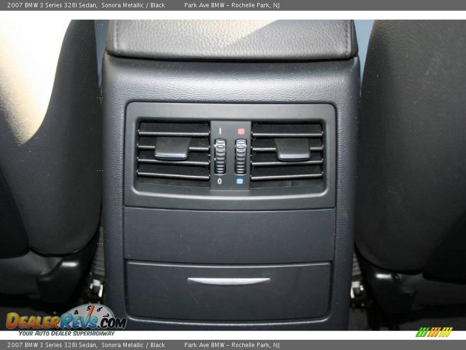 2007 BMW 3 Series 328i Sedan Sonora Metallic / Black Photo #18