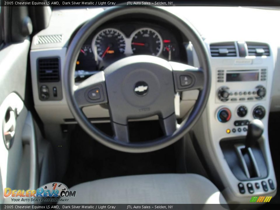 2005 Chevrolet Equinox LS AWD Dark Silver Metallic / Light Gray Photo #13