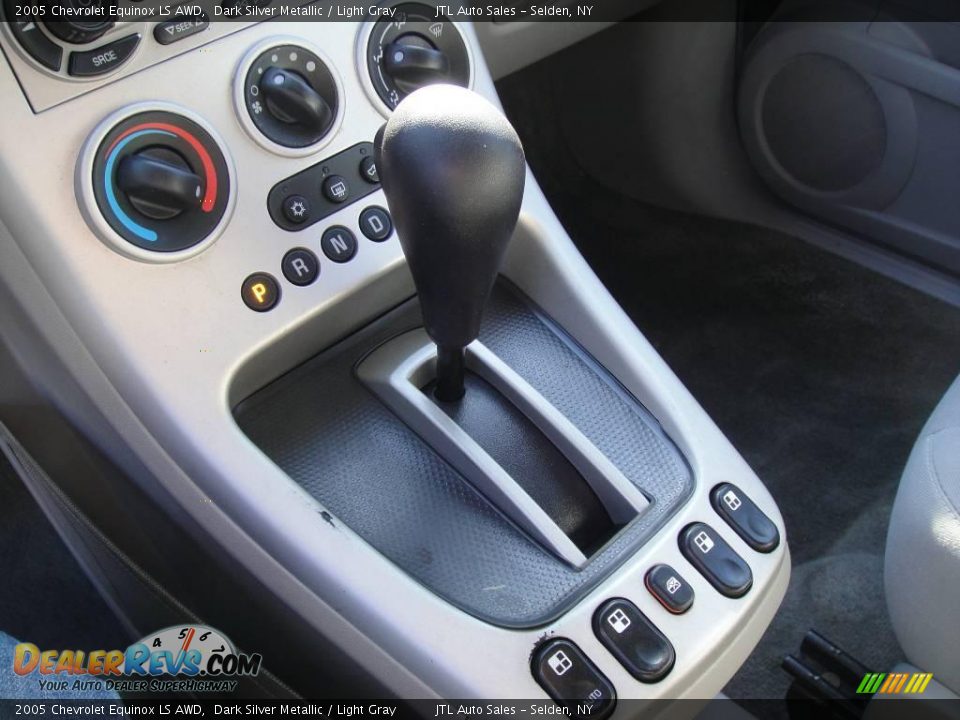 2005 Chevrolet Equinox LS AWD Dark Silver Metallic / Light Gray Photo #16