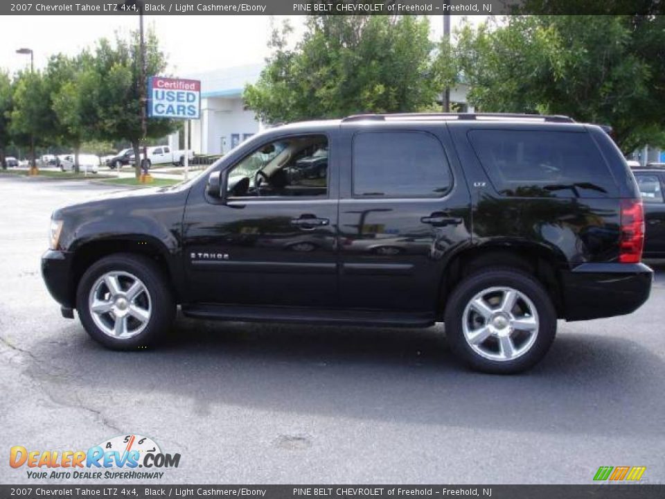 2007 Chevrolet Tahoe LTZ 4x4 Black / Light Cashmere/Ebony Photo #3