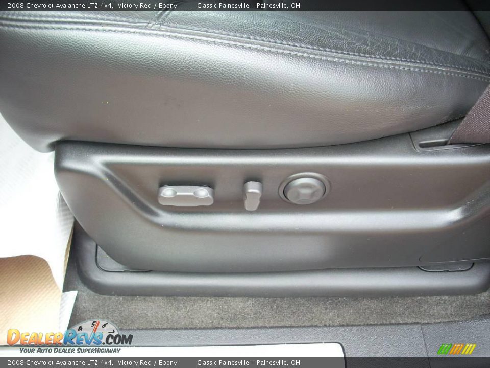 2008 Chevrolet Avalanche LTZ 4x4 Victory Red / Ebony Photo #11