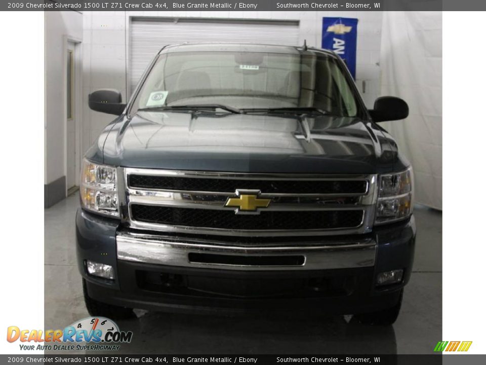 2009 Chevrolet Silverado 1500 LT Z71 Crew Cab 4x4 Blue Granite Metallic / Ebony Photo #2
