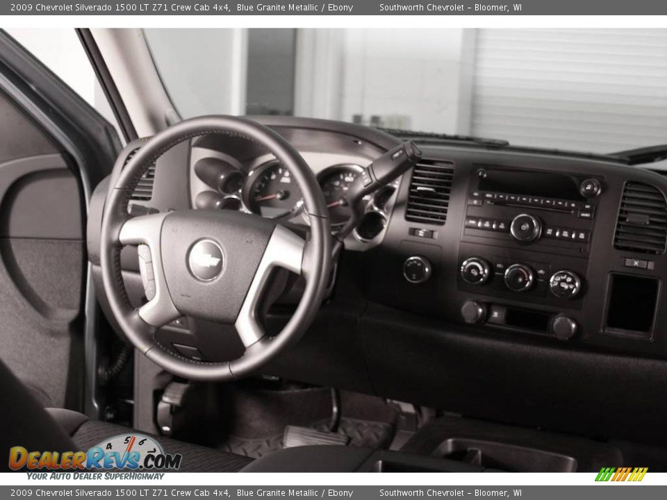2009 Chevrolet Silverado 1500 LT Z71 Crew Cab 4x4 Blue Granite Metallic / Ebony Photo #6