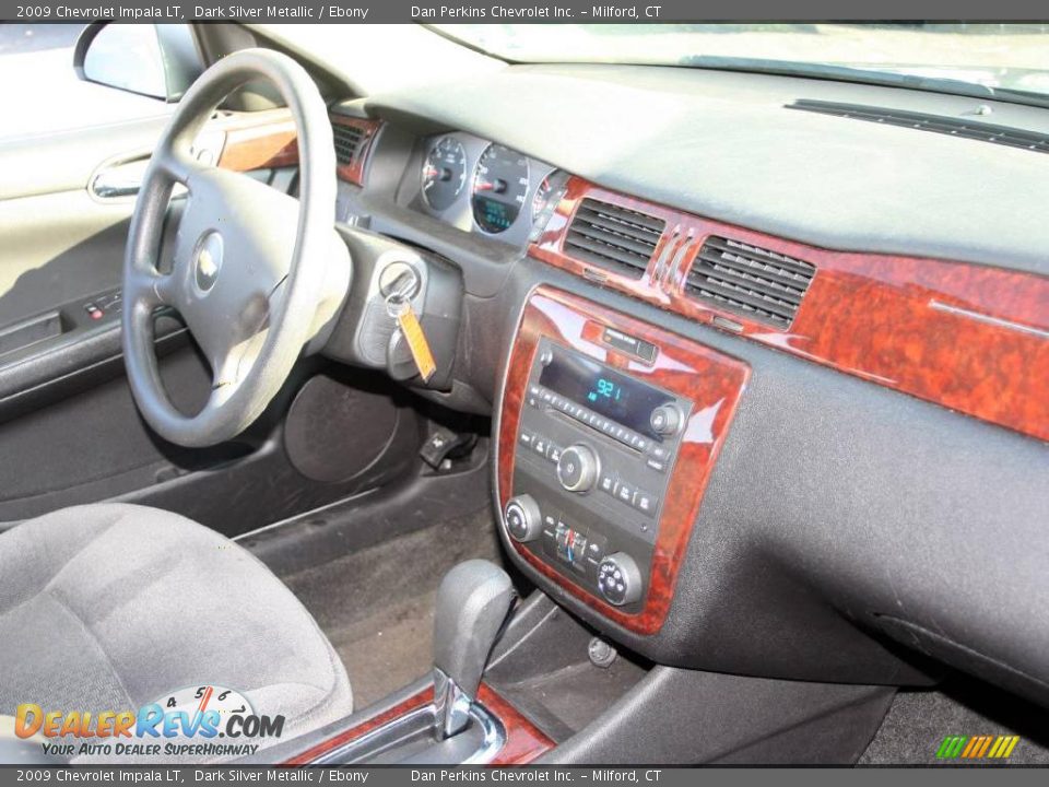 2009 Chevrolet Impala LT Dark Silver Metallic / Ebony Photo #10