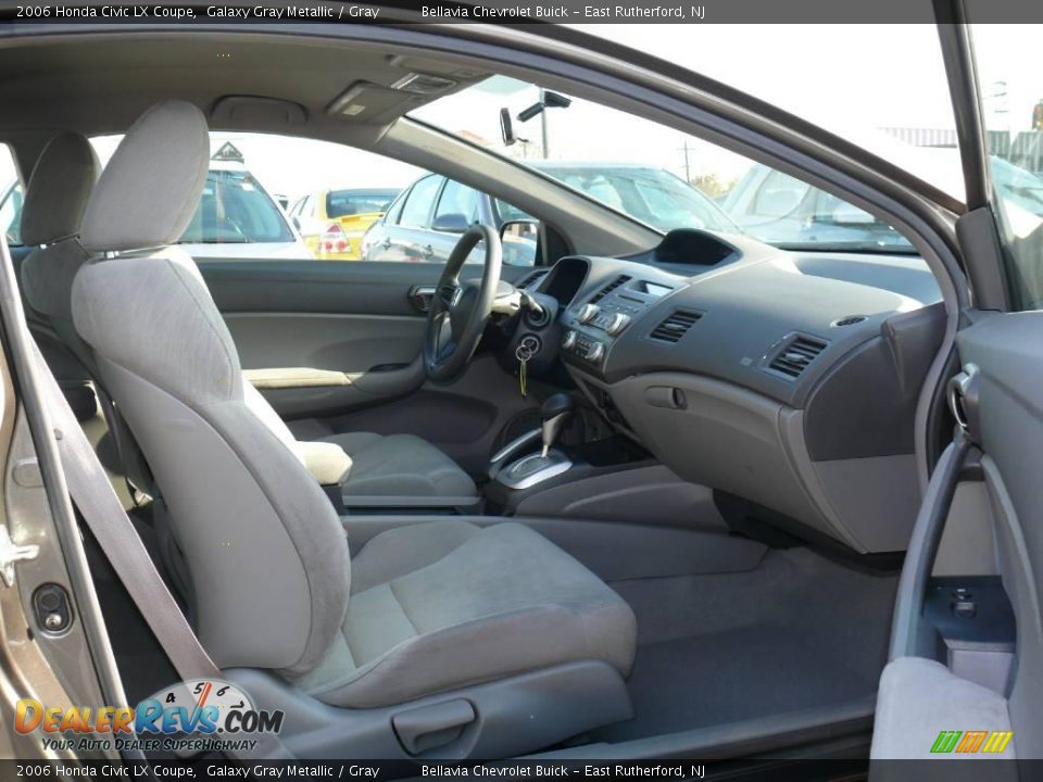 2006 Honda Civic LX Coupe Galaxy Gray Metallic / Gray Photo #8