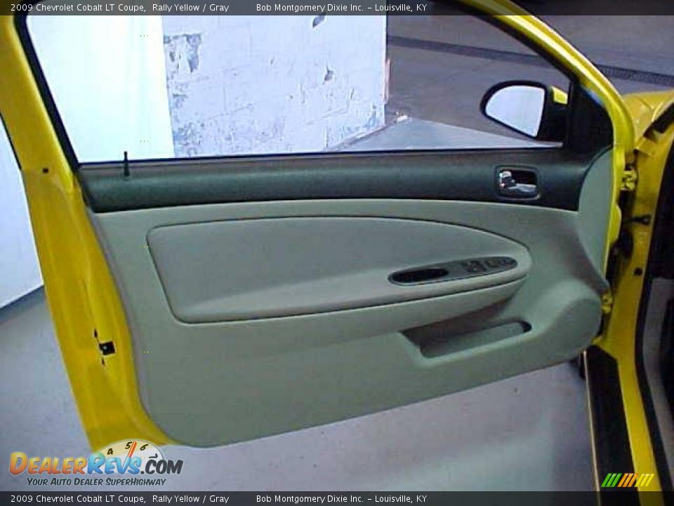 2009 Chevrolet Cobalt LT Coupe Rally Yellow / Gray Photo #15