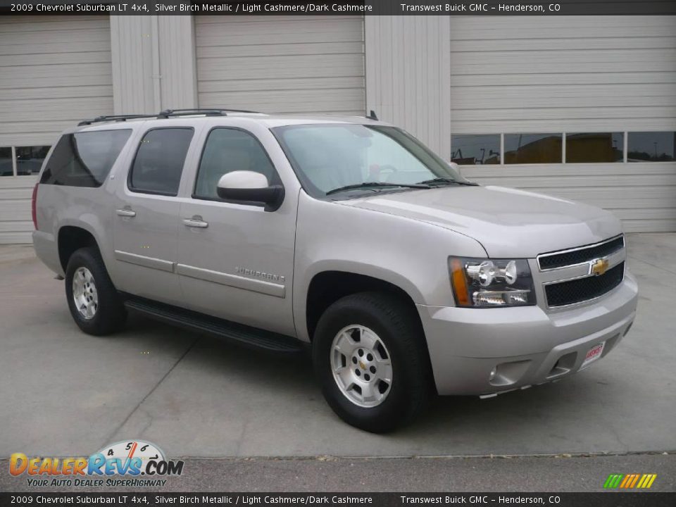 2009 Chevrolet Suburban LT 4x4 Silver Birch Metallic / Light Cashmere/Dark Cashmere Photo #1