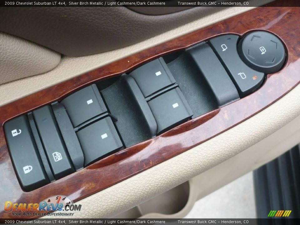 2009 Chevrolet Suburban LT 4x4 Silver Birch Metallic / Light Cashmere/Dark Cashmere Photo #8