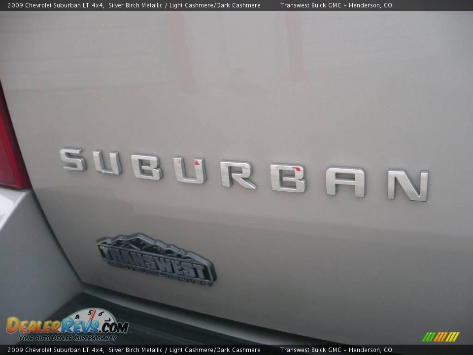 2009 Chevrolet Suburban LT 4x4 Silver Birch Metallic / Light Cashmere/Dark Cashmere Photo #12
