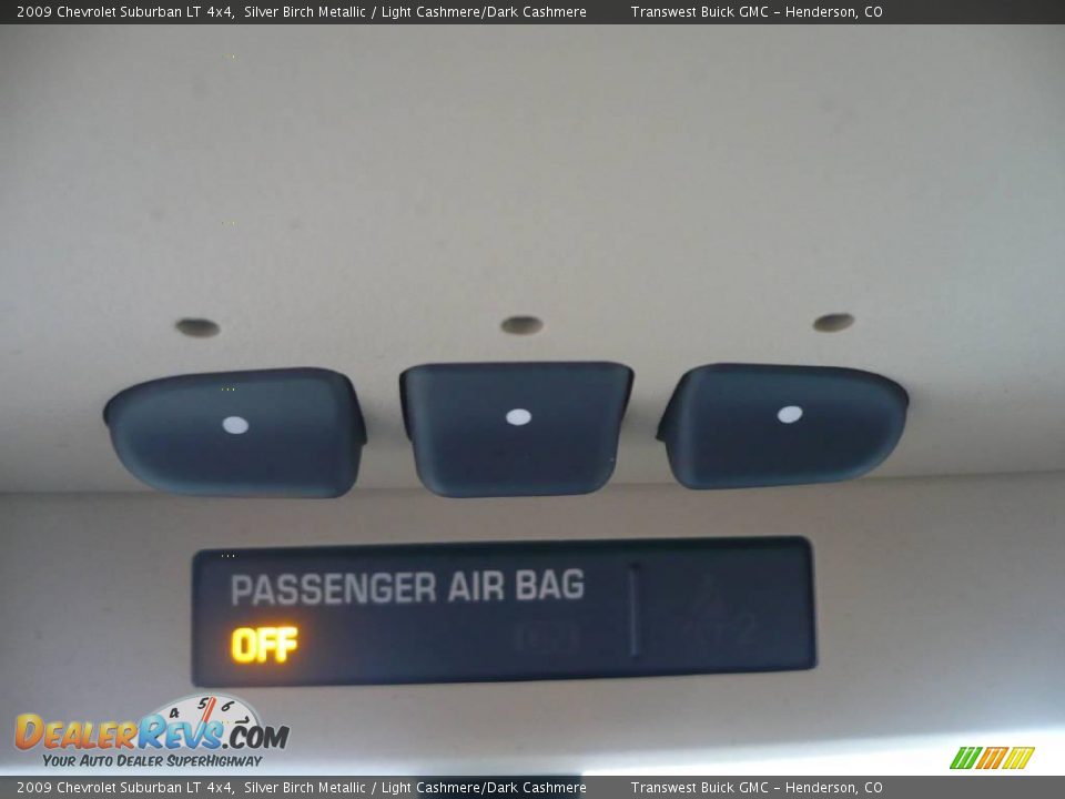 2009 Chevrolet Suburban LT 4x4 Silver Birch Metallic / Light Cashmere/Dark Cashmere Photo #31