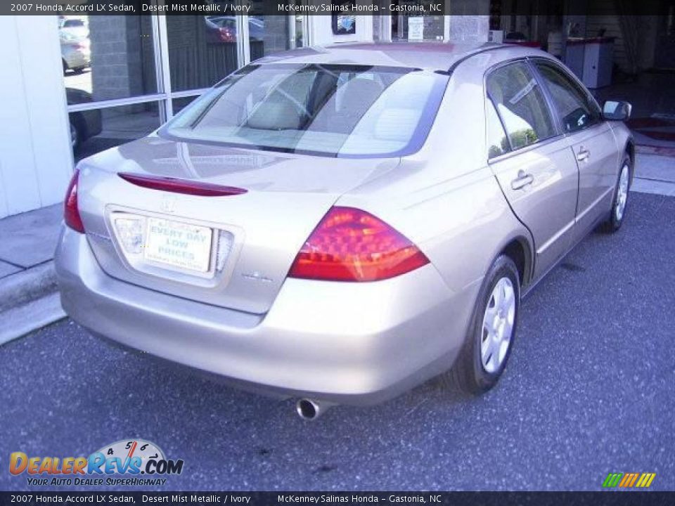 2007 Honda Accord LX Sedan Desert Mist Metallic / Ivory Photo #4