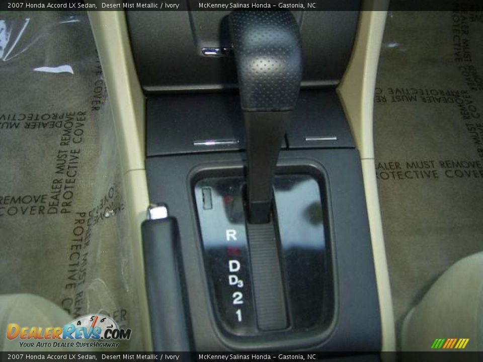 2007 Honda Accord LX Sedan Desert Mist Metallic / Ivory Photo #22