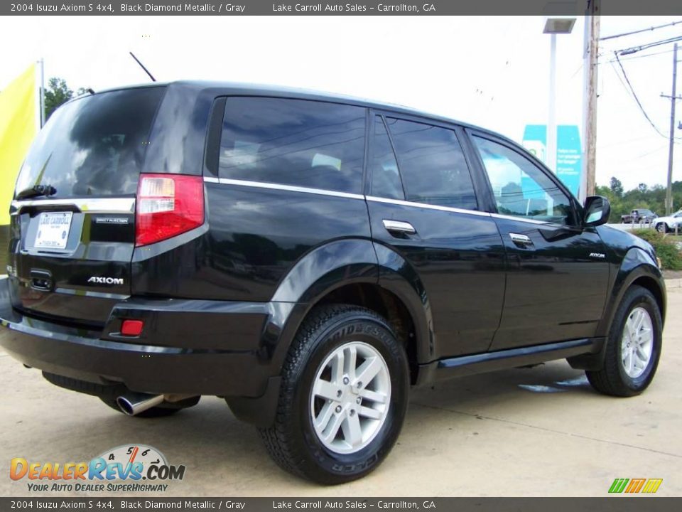 2004 Isuzu Axiom S 4x4 Black Diamond Metallic / Gray Photo #9