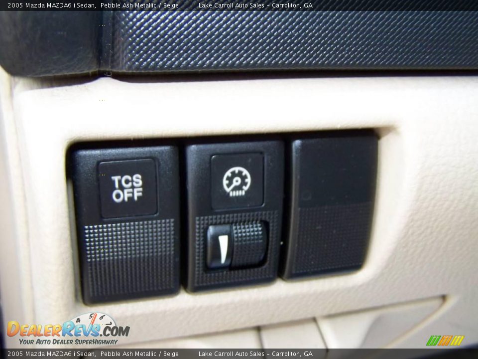 2005 Mazda MAZDA6 i Sedan Pebble Ash Metallic / Beige Photo #35
