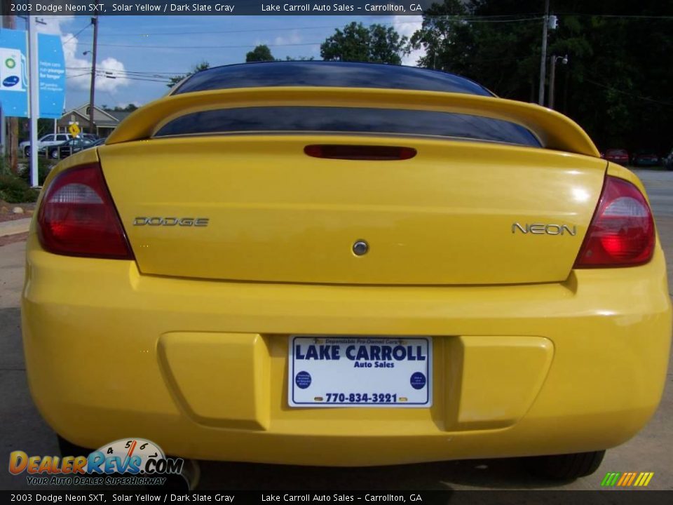 2003 Dodge Neon SXT Solar Yellow / Dark Slate Gray Photo #17