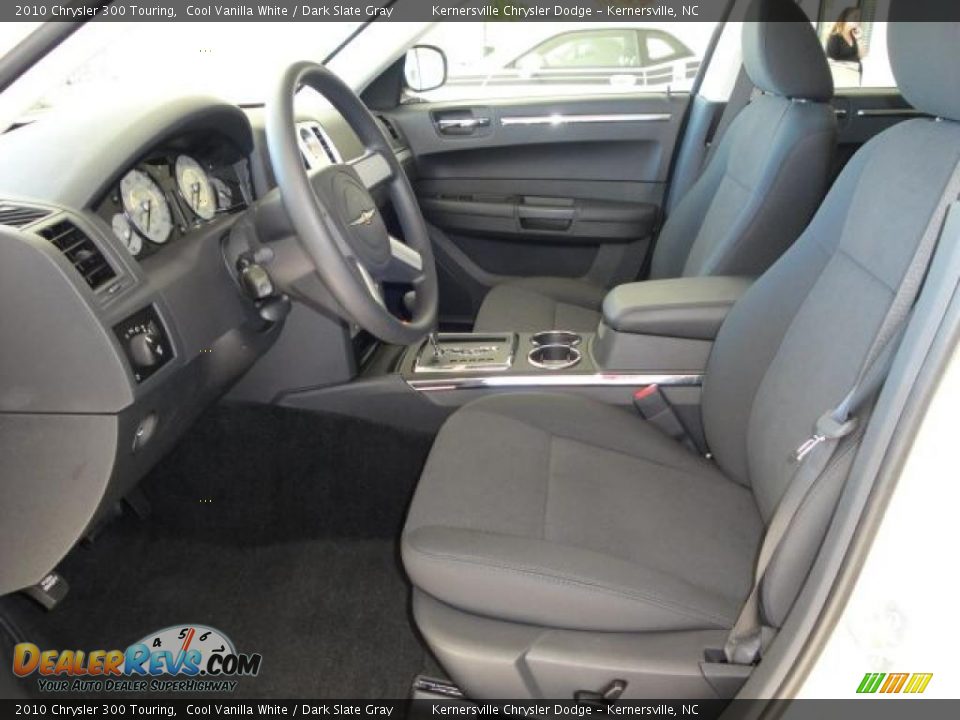 2010 Chrysler 300 Touring Cool Vanilla White / Dark Slate Gray Photo #9
