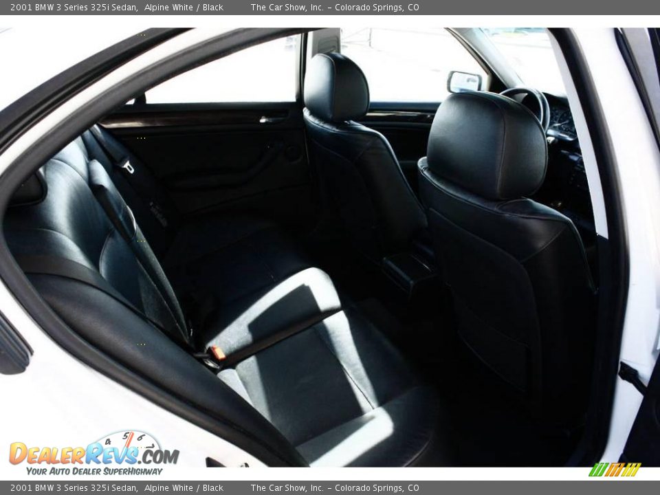 2001 BMW 3 Series 325i Sedan Alpine White / Black Photo #13