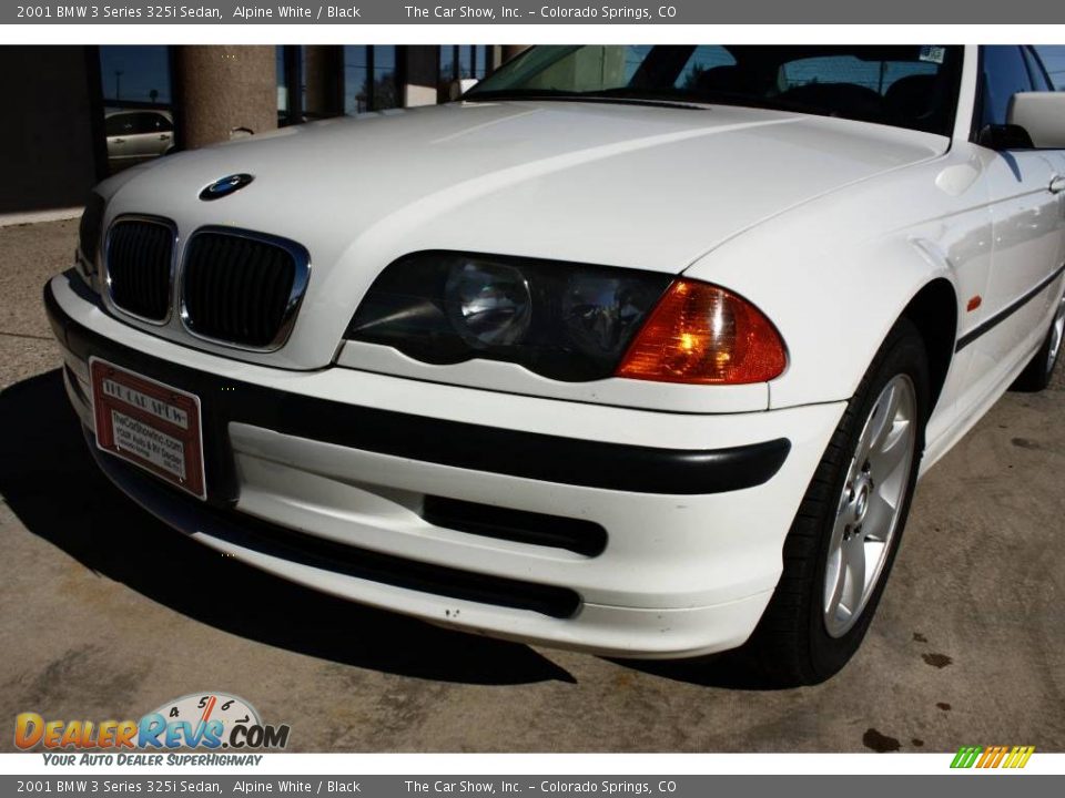 2001 BMW 3 Series 325i Sedan Alpine White / Black Photo #16