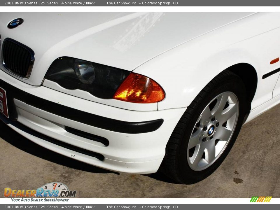 2001 BMW 3 Series 325i Sedan Alpine White / Black Photo #21