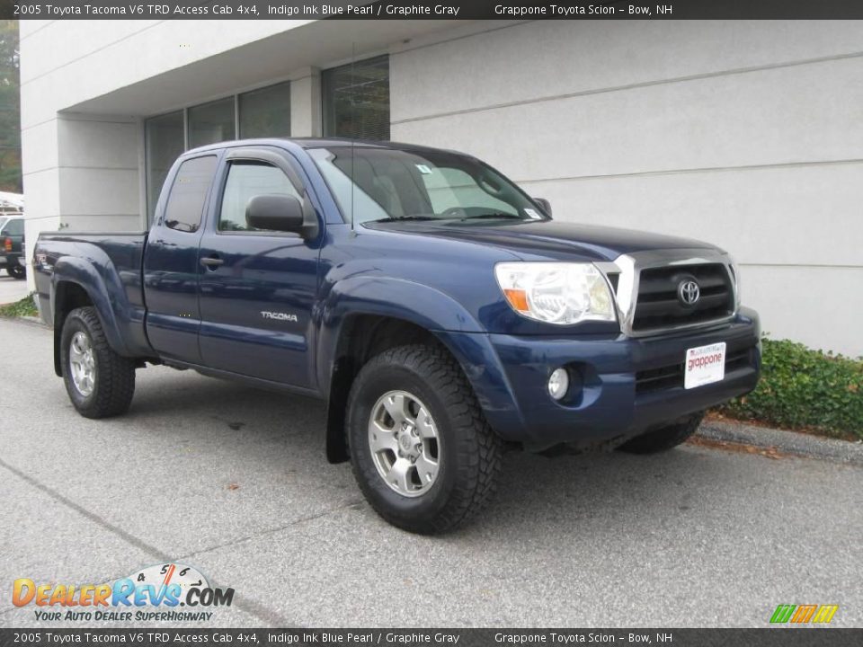 2005 Toyota Tacoma V6 TRD Access Cab 4x4 Indigo Ink Blue Pearl / Graphite Gray Photo #1