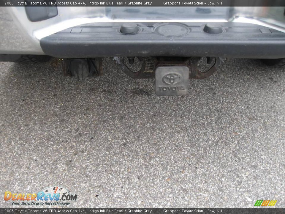 2005 Toyota Tacoma V6 TRD Access Cab 4x4 Indigo Ink Blue Pearl / Graphite Gray Photo #4