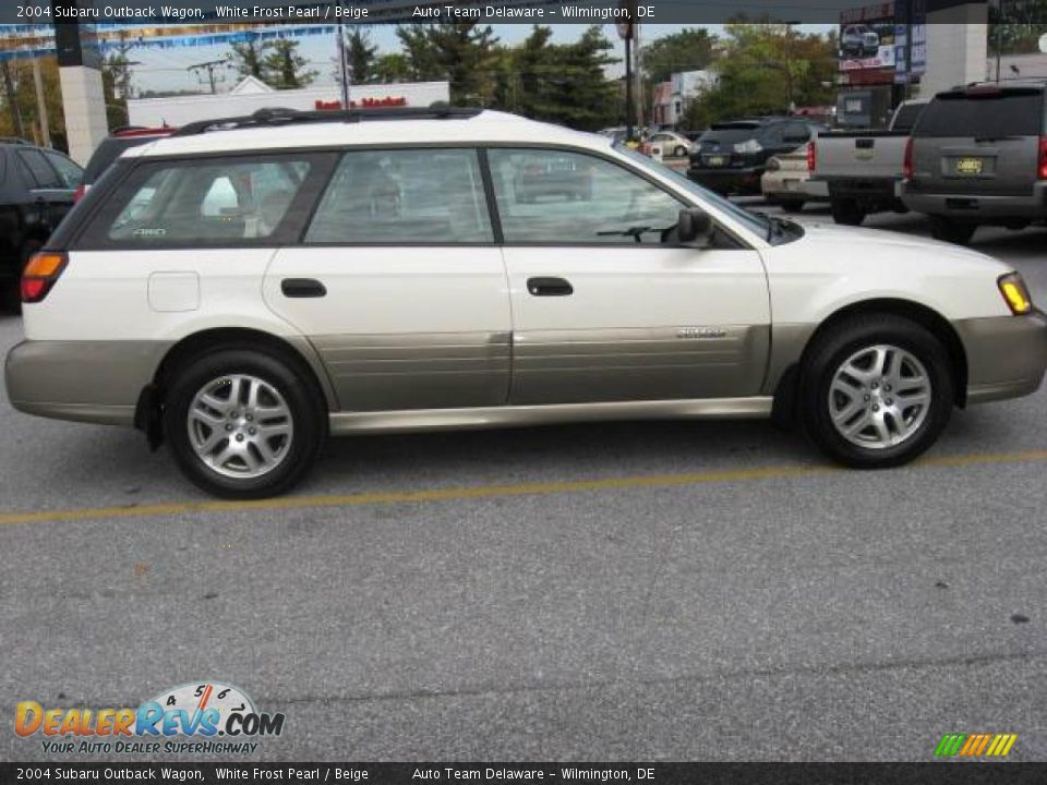 2004 Subaru Outback Wagon White Frost Pearl / Beige Photo #4