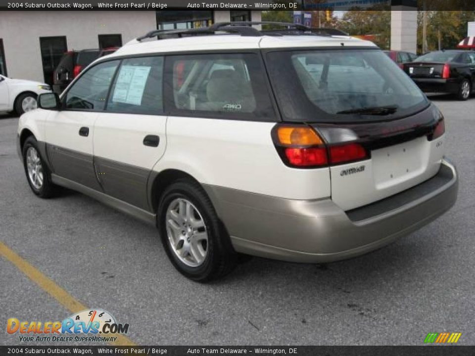 2004 Subaru Outback Wagon White Frost Pearl / Beige Photo #7