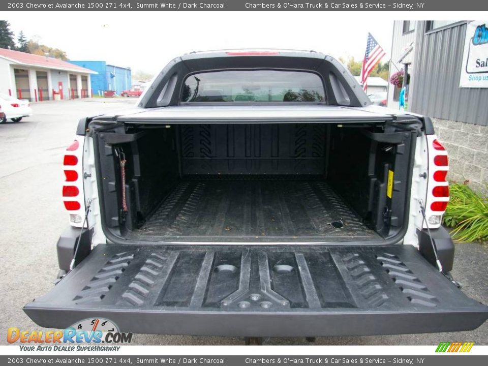 2003 Chevrolet Avalanche 1500 Z71 4x4 Summit White / Dark Charcoal Photo #12