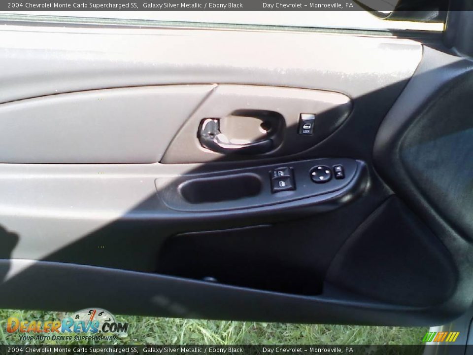 2004 Chevrolet Monte Carlo Supercharged SS Galaxy Silver Metallic / Ebony Black Photo #12