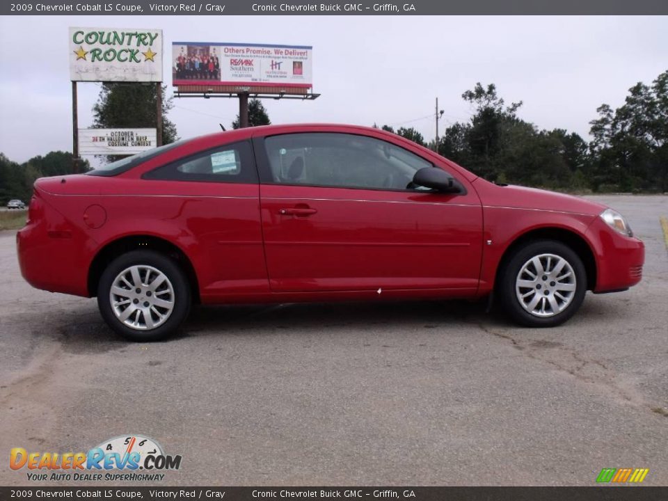 2009 Chevrolet Cobalt LS Coupe Victory Red / Gray Photo #5