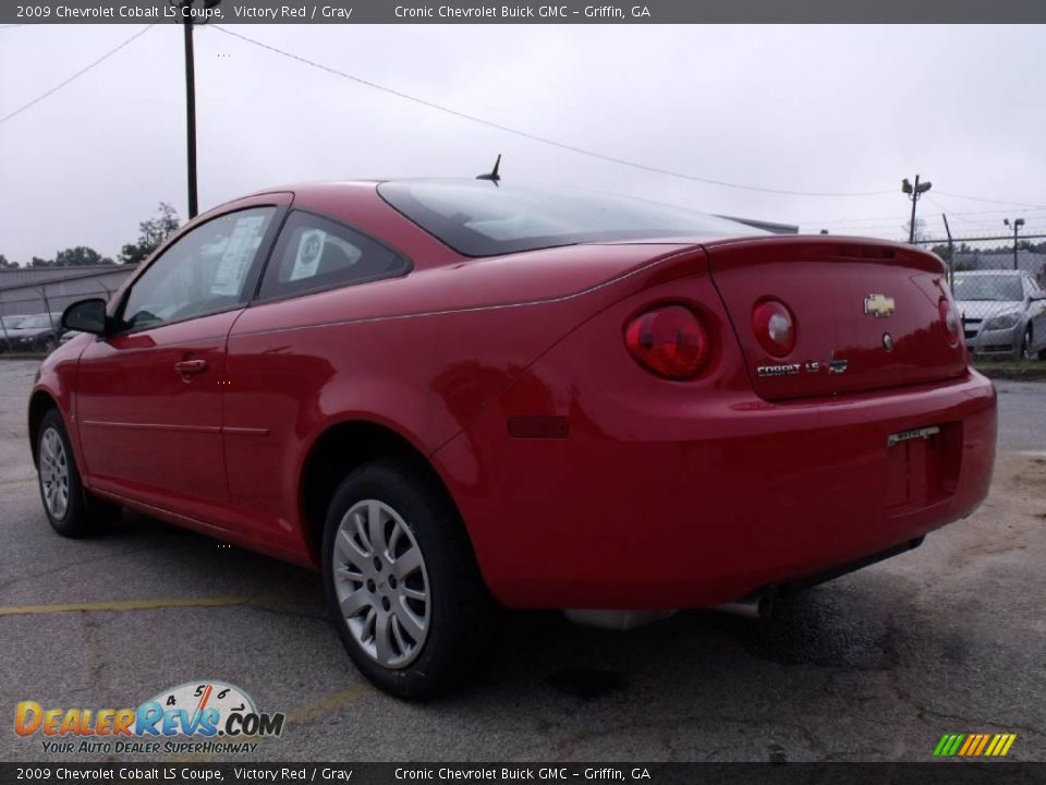 2009 Chevrolet Cobalt LS Coupe Victory Red / Gray Photo #7