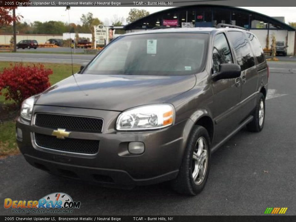 2005 Chevrolet Uplander LS Bronzemist Metallic / Neutral Beige Photo #2