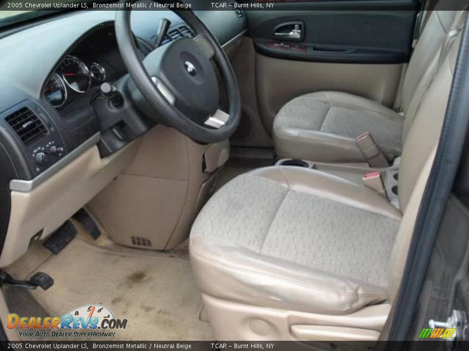 2005 Chevrolet Uplander LS Bronzemist Metallic / Neutral Beige Photo #8