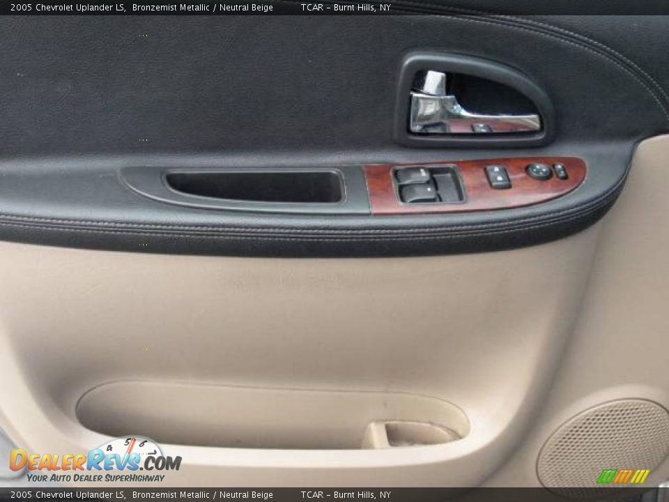 2005 Chevrolet Uplander LS Bronzemist Metallic / Neutral Beige Photo #14