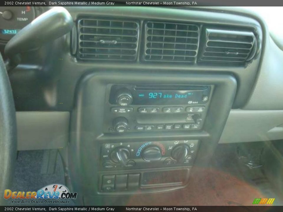 2002 Chevrolet Venture Dark Sapphire Metallic / Medium Gray Photo #18