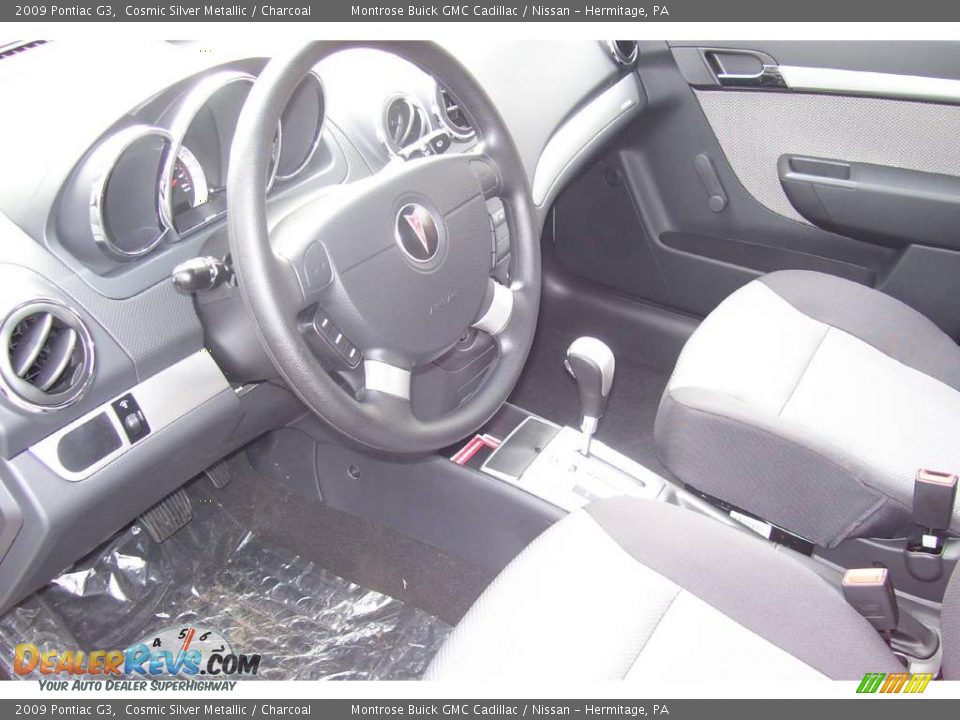 2009 Pontiac G3 Cosmic Silver Metallic / Charcoal Photo #6