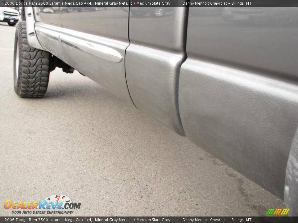 2006 Dodge Ram 3500 Laramie Mega Cab 4x4 Mineral Gray Metallic / Medium Slate Gray Photo #11