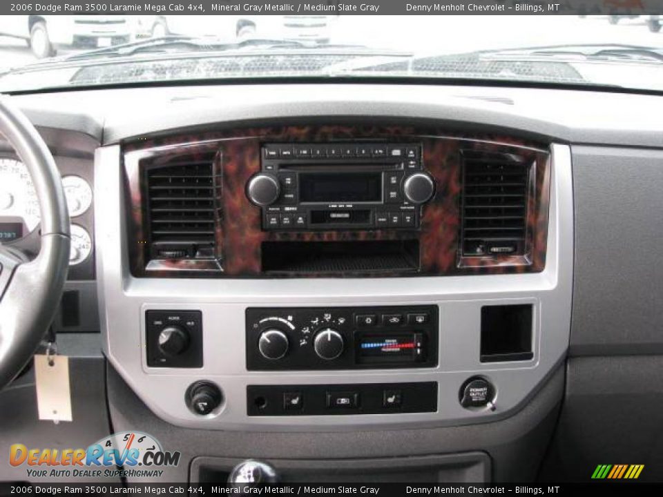 2006 Dodge Ram 3500 Laramie Mega Cab 4x4 Mineral Gray Metallic / Medium Slate Gray Photo #17