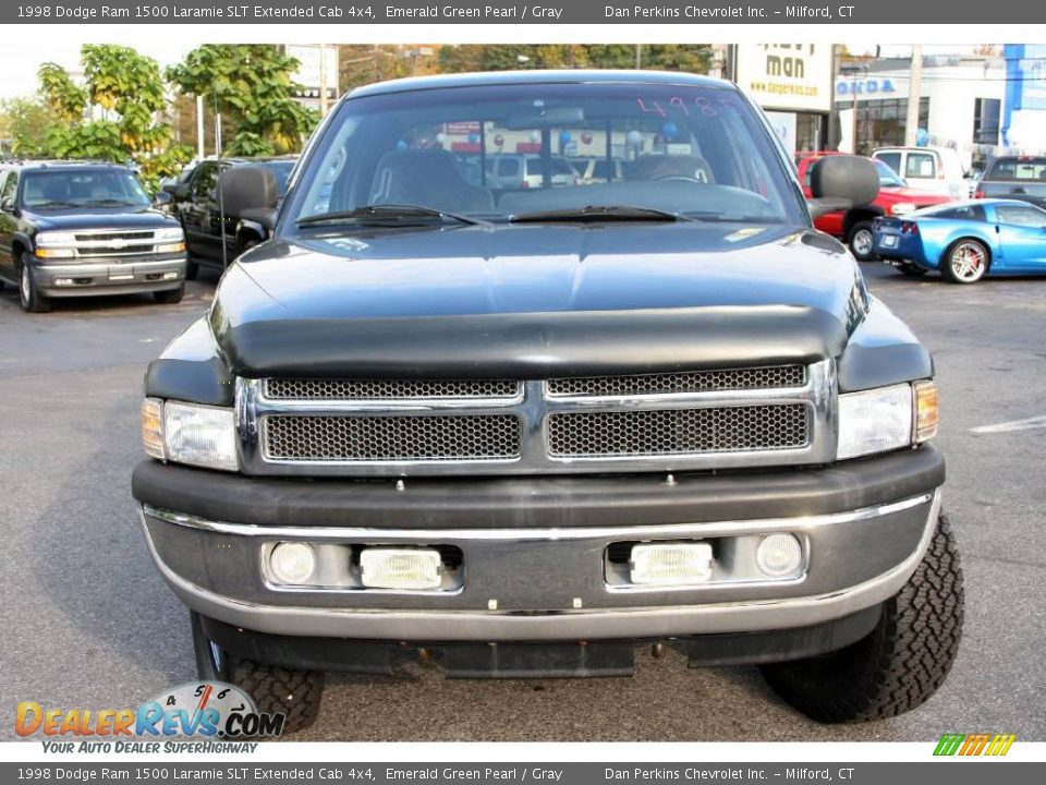 1998 Dodge Ram 1500 Laramie SLT Extended Cab 4x4 Emerald Green Pearl / Gray Photo #2