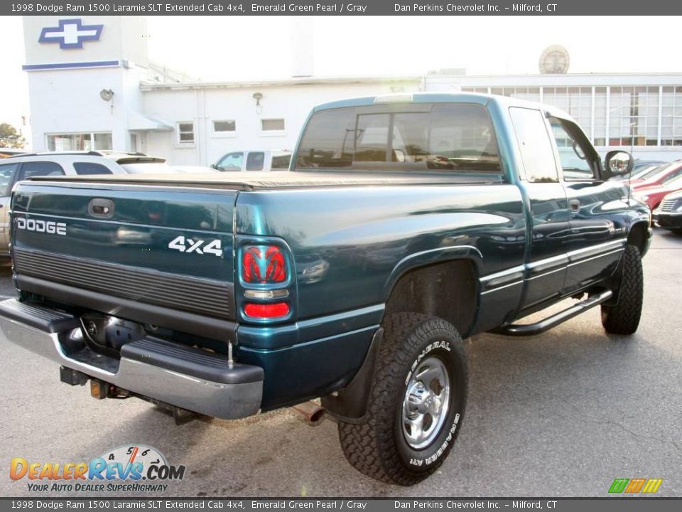 1998 Dodge Ram 1500 Laramie SLT Extended Cab 4x4 Emerald Green Pearl / Gray Photo #5