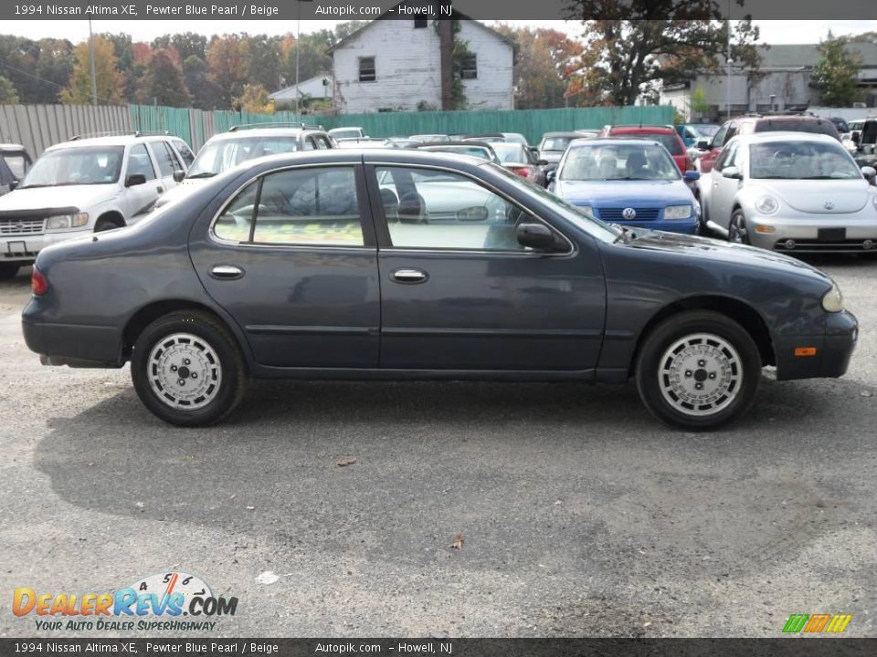 1994 Nissan Altima XE Pewter Blue Pearl / Beige Photo #4