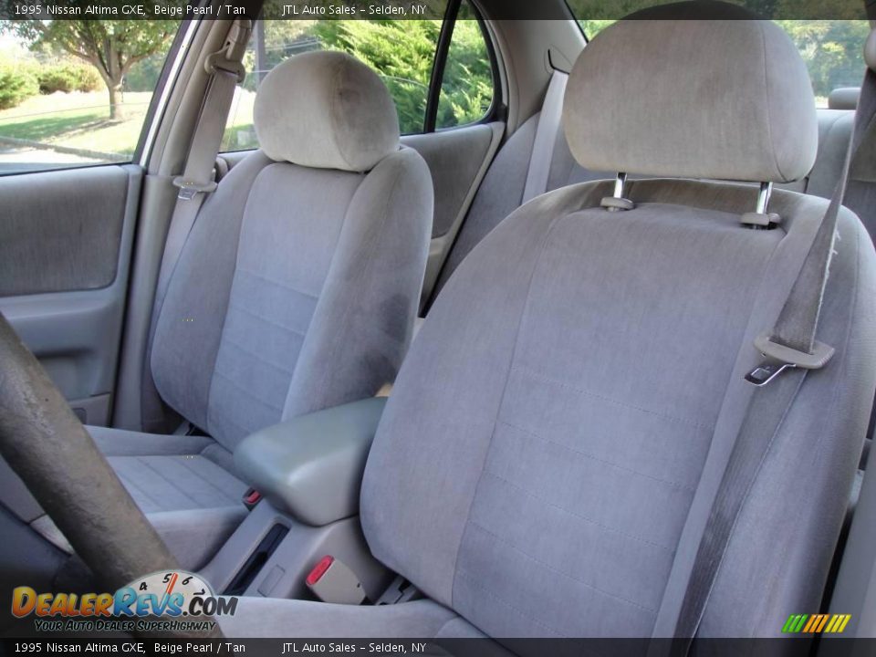 1995 Nissan Altima GXE Beige Pearl / Tan Photo #11