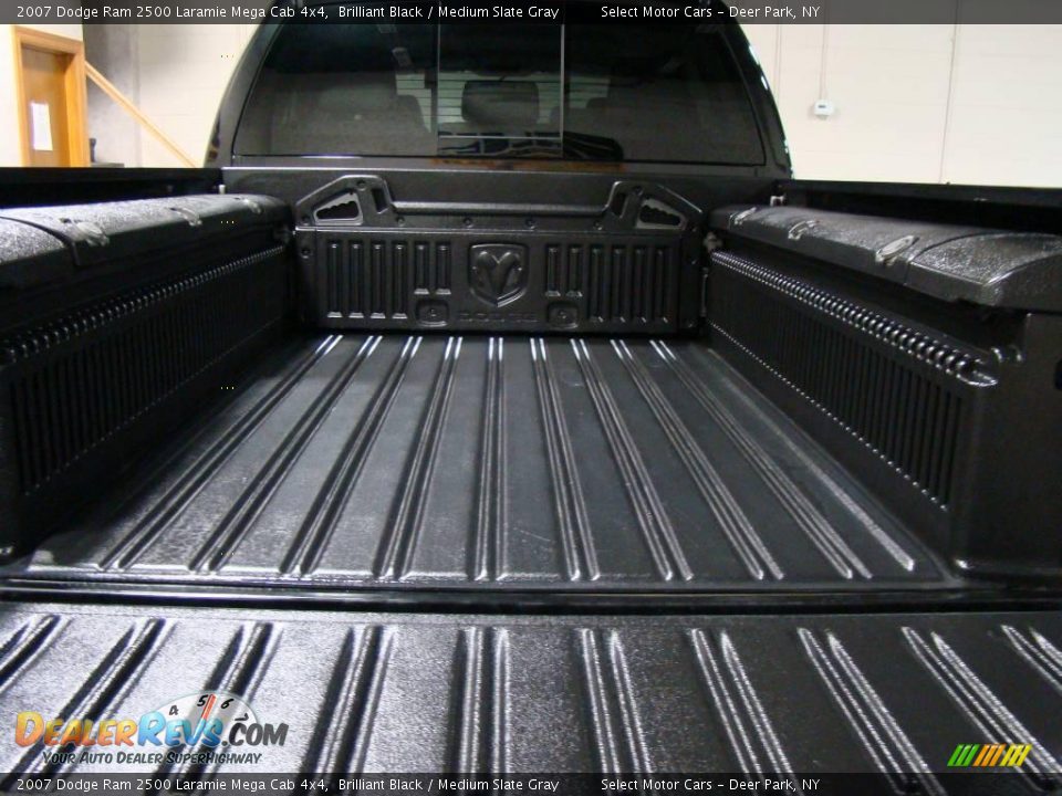 2007 Dodge Ram 2500 Laramie Mega Cab 4x4 Brilliant Black / Medium Slate Gray Photo #6
