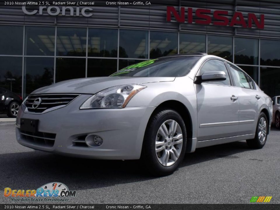 2010 Nissan Altima 2.5 SL Radiant Silver / Charcoal Photo #1