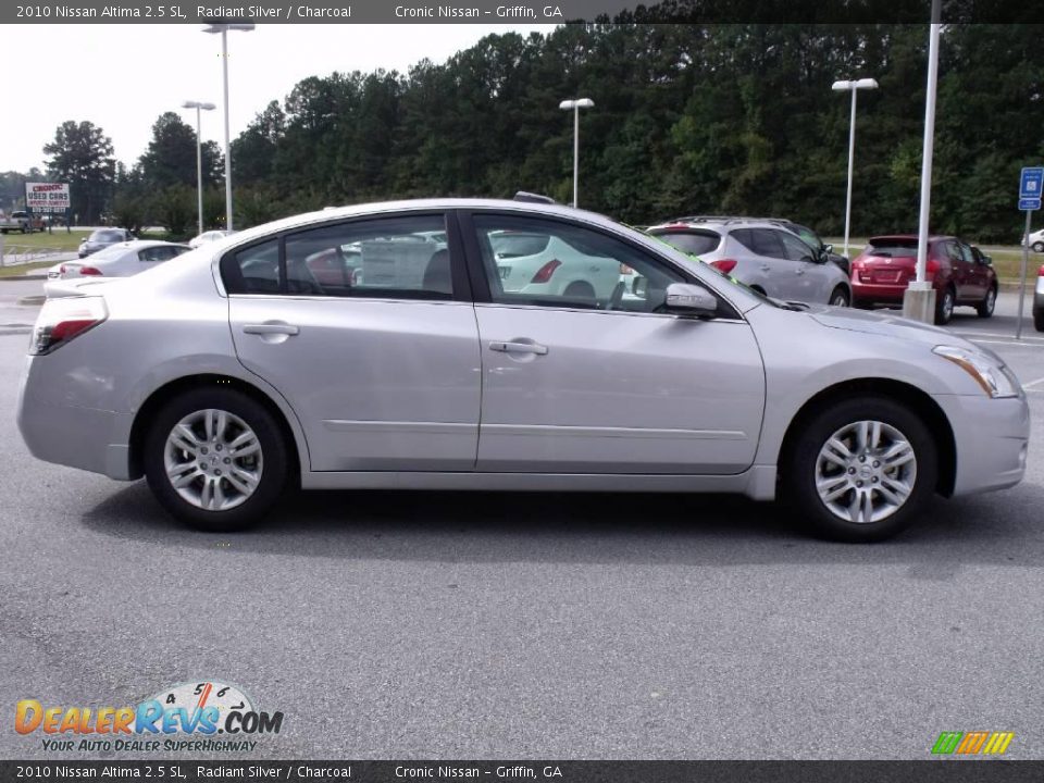 2010 Nissan Altima 2.5 SL Radiant Silver / Charcoal Photo #6