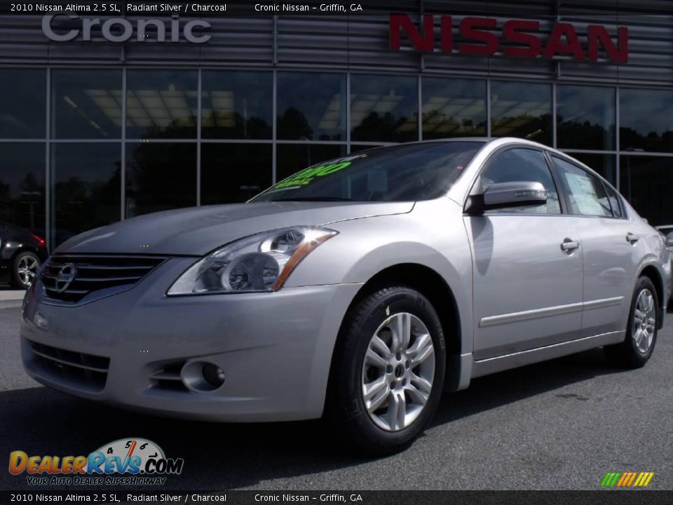 2010 Nissan Altima 2.5 SL Radiant Silver / Charcoal Photo #1