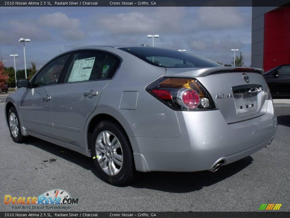 2010 Nissan Altima 2.5 SL Radiant Silver / Charcoal Photo #3