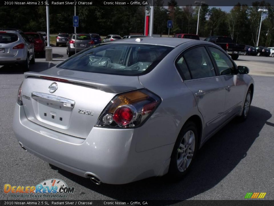 2010 Nissan Altima 2.5 SL Radiant Silver / Charcoal Photo #5